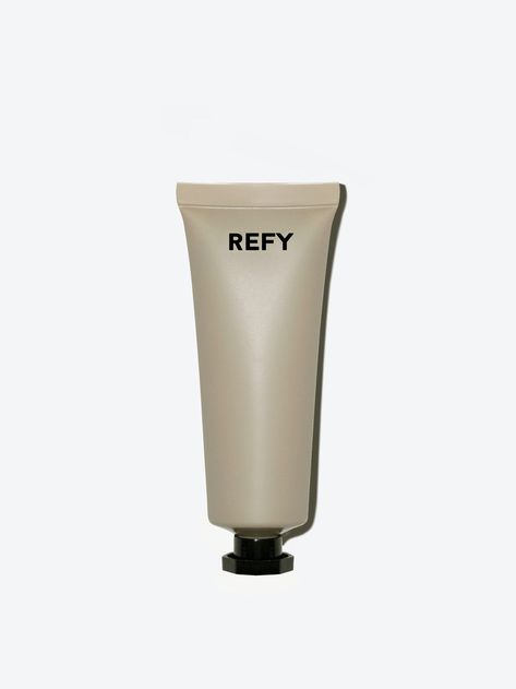 REFY's Summer Skin Collection: What You Need To Know Highlighter Refy, Refy Gloss, Cupid's Bow Lips, Bow Lips, Dr Makeup, Best Highlighter, Clean Girl Makeup, Cupid's Bow, Skincare Items