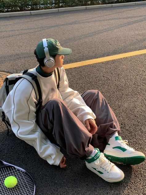 Headphones Outfit, Headphone Outfit, Headphones Aesthetic, Asian Streetwear, Boyfriend Outfit, Guy Fits, 일본 패션, Street Fashion Men Streetwear, Fall Outfits Men