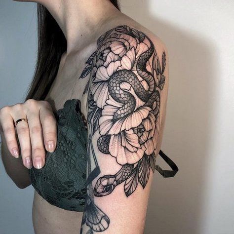 Snake Tattoo Meaning, Serpent Tattoo, Snake Tattoo Design, Tattoo Zeichnungen, Upper Arm Tattoos, Back Of Shoulder Tattoo, Shoulder Tattoos For Women, Arm Sleeve Tattoos, Tattoo Sketch