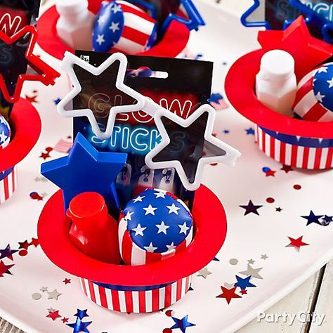 Patriotic Party Ideas, Firecracker Birthday, City Party, Party Decoration Ideas, Usa Party, July Ideas, Fourth Of July Food, Fourth Of July Decor, American Baby