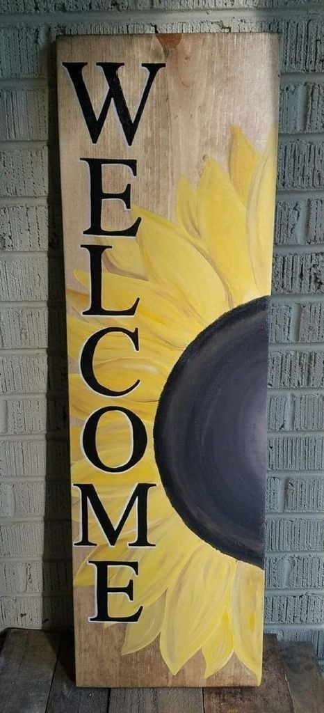 American Walnut Stain, Sunflower Sign, Diy Farmhouse Decoration, Sunflower Crafts, Wooden Welcome Signs, Diy Fall Wreath, Glass Centerpieces, Farmhouse Decoration, Holiday Signs