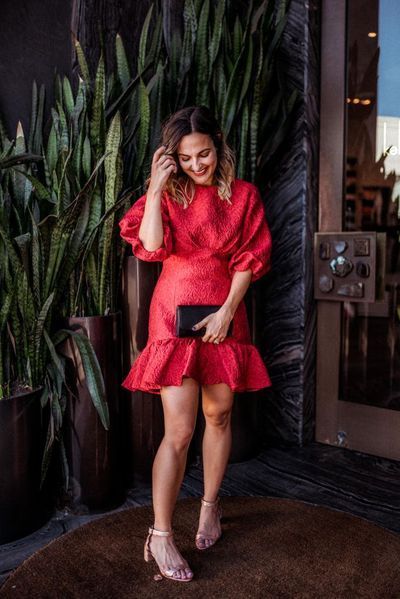 Red Holiday Dresses, Holiday Dresses 2022, Womens Holiday Dresses, Red Christmas Dress Women, Holiday Dresses Classy, Chic Holiday Party, Boho Chic Party, Boho Fashion Winter, Bar Method