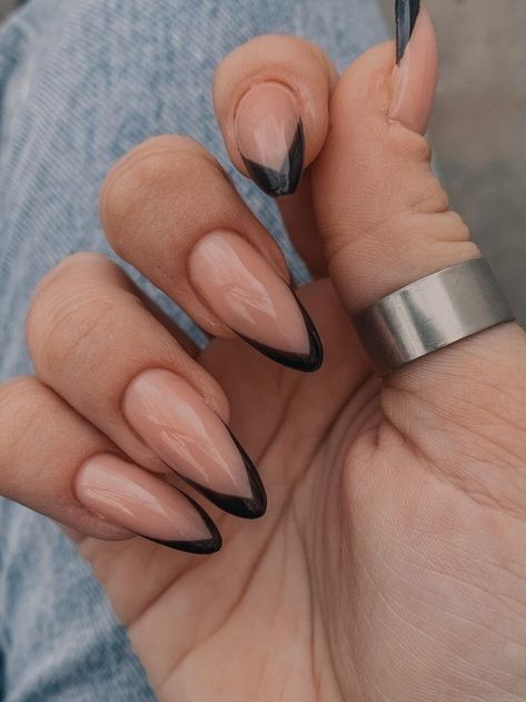 Rounded Stilleto Nails Long, Oval Nail Ideas, Oval Acrylic Nails, Black French Nails, Minimal Nails, Almond Acrylic Nails, Oval Nails, Nature Tattoos, Classy Nails