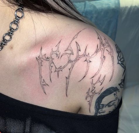 Shoulder Tats For Women, Continuous Line Tattoo, Shoulder Tats, Basic Tattoos, Flash Tattoo Designs, Back Of Shoulder Tattoo, Bad Tattoos, Collar Bone Tattoo, Dream Tattoos