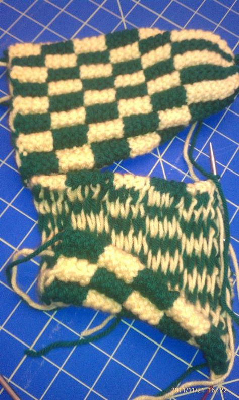 Slippers!... Checkerboard Slippers Free Pattern, Phentex Slippers Free Pattern, Checkerboard Slippers, Phentex Slippers, German Meals, Knitting Slippers, Crochet Slipper Boots, Knit Slippers Free Pattern, Striped Slippers