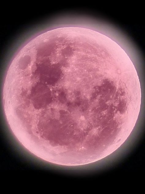 Pink Circle Pfp, Pink Earth Wallpaper, Pink Round Pfp, Circle Icons Aesthetic, Round Pfp Aesthetic, Pastel Futuristic, Pink Moon Wallpaper, Cloudy Moon