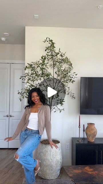 Andrea on Instagram: "Continuing with my apartment transformation 🏡✨ Final reveal of showing you how I diy’d a limestone/concrete style planter! How do you create your dream apartment? By just going for it! 
#concreteplanter #diyplanter #diyhomedecor
#apartmenttransformation #homedecorinspo #homedecorideas
#organicmodern #limestone #interiordesignideas #organicmoderndecor" Diy Limestone Planter, Limestone Planter, Apartment Transformation, Diy D, My Apartment, Organic Modern Decor, Concrete Planters, Dream Apartment, Diy Planters