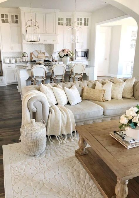 Hamptons Style Living Room, Living Room Inspiration Cozy, Stools Kitchen, My Texas House, Aesthetic Interior Design, New House Living Room, Vibrant Living Room, Rooms Design, Texas House