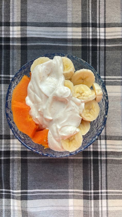 Fruit
Bowl
Fruta
Comida Papaya Yogurt Bowl, Healthy Fruit Bowls, Healthy Fruit Bowl, Fruit Bowl Ideas, Start Eating Healthy, Banana Yogurt, Yoghurt Bowl, Ideas For Breakfast, Papaya Fruit