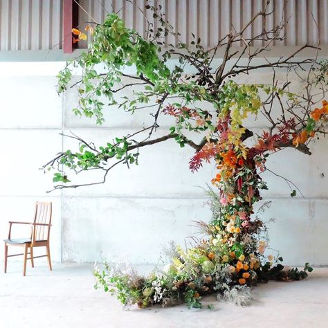 We could spend an eternity admiring these larger than life floral installations for weddings. From lush ceremony backdrops to fluffy clouds canopying the reception, there is no limit to the creativity modern floral designers bring to the table for weddings today. See our favorite 42 ideas for larger than life floral inspiration on #ruffledblog now! Floral Installation, Phuket Wedding, Floral Installations, Flower Installation, Larger Than Life, Floral Backdrop, Floral Photo, Ceremony Backdrop, Party Centerpieces