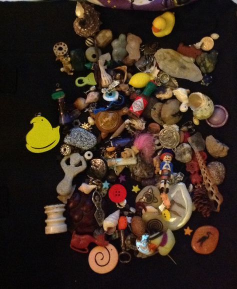 contents of tchotchke oracle Matchbox Stuffing, Magpie Hoard, Magpie Oracle, Throwing Bones, Goblin Hoard, Bone Casting, Altar Inspiration, Gold Goth, Trinket Bag