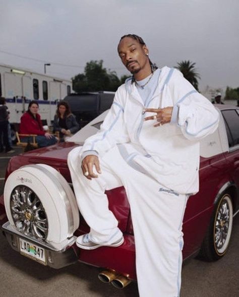 Lowrider Wallpaper, Snoop Dogg 90s, Look Hip Hop, 90s Rappers Aesthetic, 90s Rappers, Nate Dogg, Looks Hip Hop, Warren G, The Homies