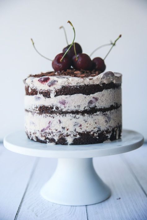 Chocolate Cherry Ice Cream Cake, Black Forest Ice Cream Cake, Cherry Ice Cream Cake, Black Forest Ice Cream, Cold Sweets, Chocolate Cherry Ice Cream, Buttermilk Chocolate Cake, Cherry Theme, Ice Cream Decorations