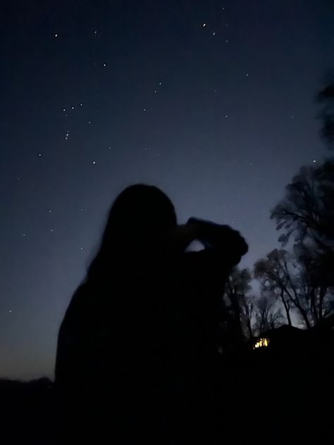 Star Person Aesthetic, Chimera Aesthetic, Stars Pfp, Elizabeth Campbell, Sibling Duo, Cute Iphone Wallpaper Tumblr, Sky Full Of Stars, Night Scenery, Jen Videos