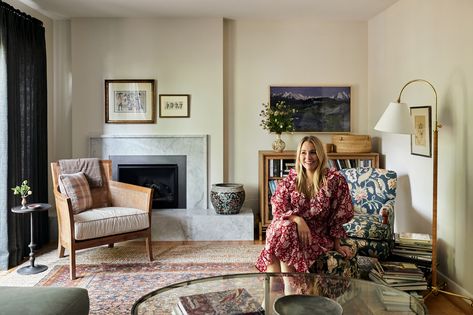 Mixing old and new with art, texture, and nature seems to barely scrape the surface of what’s on top in 2022. At the link in our bio, we highlight several home decor trends from pros like MA Peterson Designbuild, Fusion Designed, and Prospect Refuge that are all worth exploring. 🏡 by Prospect Refuge 📸 by Canary Grey Sofa Facing Fireplace, Chair Next To Fireplace, Midwest Home, Classic Ralph Lauren, Sheepskin Throw, Open Fireplace, Decor Trends, Winter Blues, Modern Traditional