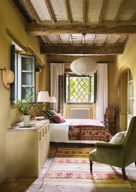 A 16th-century Italian house, restored to a glorious state by Maria Speake of Retrouvius | House & Garden Old Italian House Interior, Italian House Interior, Old Italian House, Italian Villa Interior, Italian Cottage, Italian Country House, Italian Style Home, Cement Render, Italian Bedroom