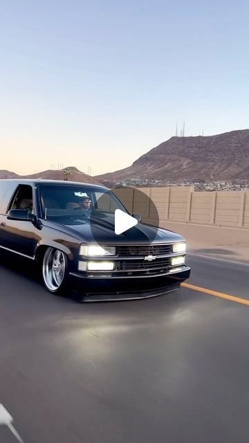 Street Trucks on Instagram: "Keeping the California highways free and clear 😏 Mean 2 dope Tahoe skating clean on those @introwheels 🔥 #streettrucks #droppedtrucks #truckinaround #singlecab #chevy #baggedtrucks #obs #2doortahoe" Custom Chevy Trucks Chevrolet Silverado, 2 Door Tahoe, Bagged Trucks, Dropped Trucks, Custom Chevy Trucks, Chevy Tahoe, Chevy Trucks, Skating, Chevy