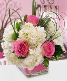 p2-New Baby Flower & Gift Delivery in Los Angeles - French Florist Baby Bouquet, New Baby Flowers, Small Flower Arrangements, Hot Pink Roses, Baby Shower Flowers, Perfect Pink, Seasonal Flowers, Birthday Flowers, Floral Centerpieces