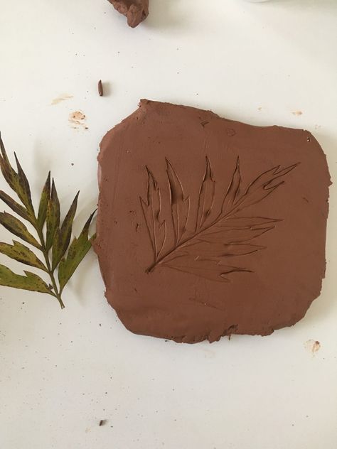 Clay Leaf Prints, Leaf Imprint Clay, Childrens Museum Ideas, Leaf Tile, Kindergarten Montessori, Kids Workshop, Wild Art, Martin House, Clay Faces