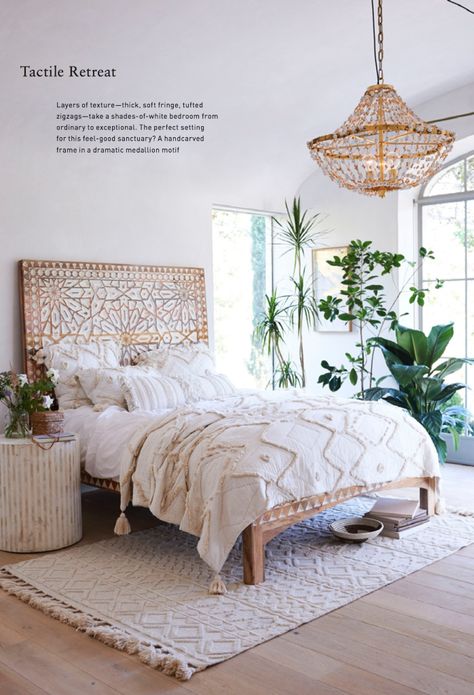 Velvet and Linen: Patina Farm Anthropologie Style Interior Boho, Mediterranean Decor, Bedroom Layouts, Styl Boho, Decor Minimalist, Bedroom Styles, Boho Bedroom, Cheap Home Decor, My New Room