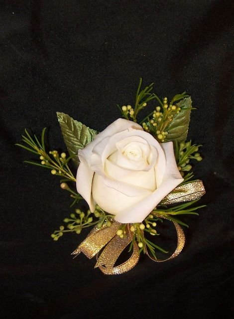 Simple white rose pin corsage with gold ribbon for a wedding sponsor. Pin corsage by Seasonal Celebrations. http://www.seasonalcelebrations.com White And Gold Boutonniere, Gold Corsage, Prom Corsage And Boutonniere, Corsage Prom, Prom Flowers, Seasonal Celebration, Wrist Corsage, 50th Wedding Anniversary, 50th Wedding