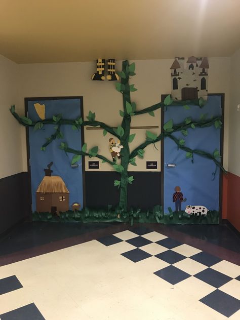 Jack and the Beanstalk door decoration reading Jack And The Beanstalk Classroom, Door Display, Jack And The Beanstalk, Door Displays, Door Decorations Classroom, Classroom Door, Reading Classroom, Door Decoration, Classroom Decor