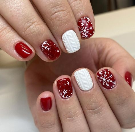 Christmas Short Nails Ideas, Shellac Nail Designs Christmas, Red And Gold Holiday Nails, Cute Shirt Christmas Nails, Christmas Overlay Nails, Simple Shellac Christmas Nails, Christmas Nails Short Gingerbread, Red Nails With Snowflake Design, Shellac Christmas Nails