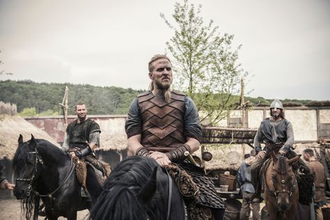 Tobias Santelmann, The Last Kingdom Series, Alexander Dreymon, King Of Persia, Vikings Show, Bernard Cornwell, Best Selling Novels, Last Kingdom, The Last Kingdom