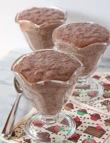 Chocolate Sago Pudding, Chocolate Tapioca Pudding Recipes, Chocolate Tapioca Pudding, Oatmeal Cream Pies Recipe, Tapioca Pudding Recipe, Homemade Oatmeal Cream Pies, Fried Dandelions, Tapioca Recipes, Tapioca Pudding