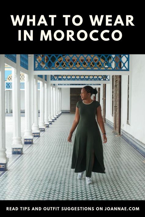 Wondering what to wear in Morocco as a woman? Here are suggestions of traditional and appropriate clothing for Morocco. Morocco Clothes, Morocco Clothing, Morocco Travel Outfit, Morocco Packing List, Moroccan Outfit, Morocco Packing, Pack For A Week, Packing List For Women, Black Women Dress