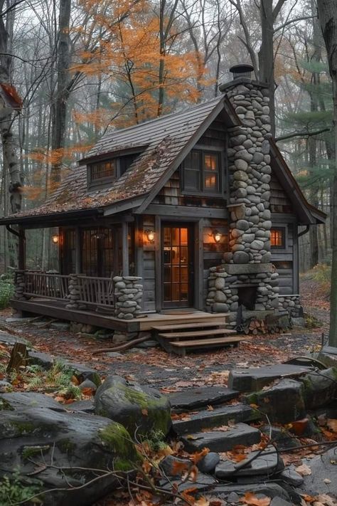 Cozy Mountain Cottage, Small House In Woods, Stone Cabins And Cottages, Wood Stone House, Rustic Cabins In The Woods, Small Log Cabin Homes, Small Mountain House, Cottage In Forest, Rustic Modern Cabin