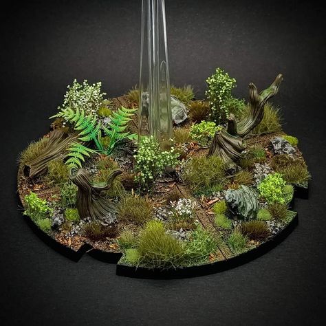 Forest Bases Miniature, Warhammer Jungle Bases, School Diorama, 40k Bases, Warhammer Bases, Warhammer Sigmar, Miniature Basing, Lizardmen Warhammer, Warhammer 40k Tyranids