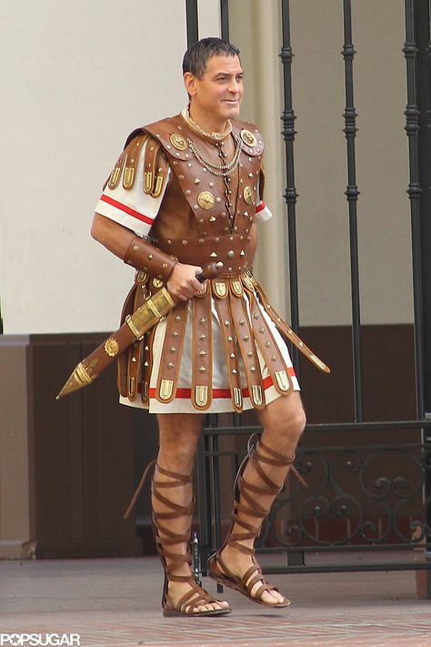 Roman Soldier Costume, Hail Caesar, Viking Halloween Costume, Elizabeth Kubler Ross, Vikings Halloween, Roman Gladiators, Roman Armor, Soldier Costume, Roman Costume