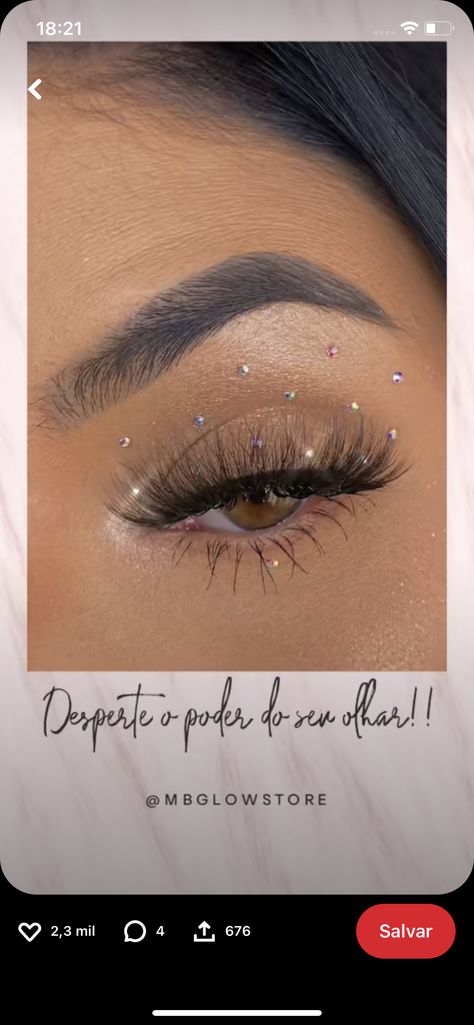 Simple Diamond Makeup Look, Smokey Eye Rhinestones, Diamonds On Eyes, Diamonds On Eye Makeup, Brown Eyeshadow With Rhinestones, Make Up With Ringstone, Under Eye Rhinestone Makeup, Black Eyeliner With Gems, Makeup With Diamonds Eye