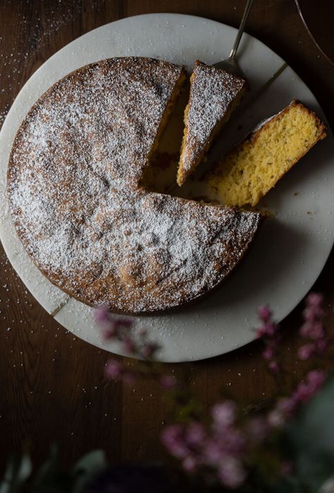 Cake Without Baking Powder, Shrewsbury Cake, Cake Without Baking, Friends Recipe, Pound Cake Recipe, Light Cakes, Spring Cake, Jane Austin, Pound Cakes