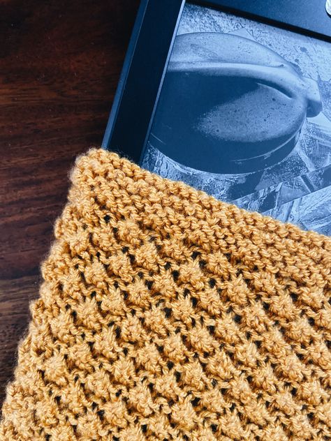 Kindle Sleeve Knitting Pattern - Nook - eReader DIY Sleeve Instructions - Knitted Kindle case Knit Kindle Sleeve, Trinity Stitch, Raspberry Bush, Board Background, Leftover Yarn, Gadget Case, Kindle Sleeve, Kindle Cover, Kindle Case