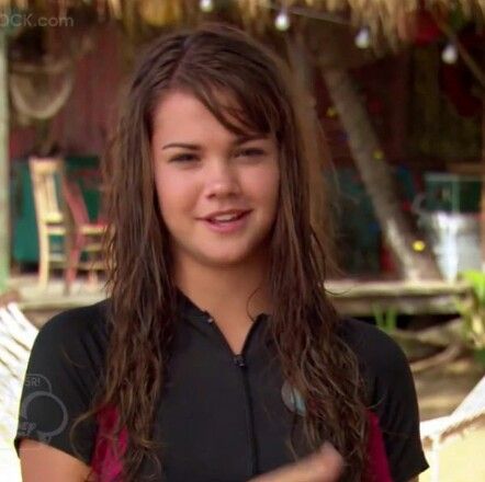 Maia Mitchell in Teen Beach Movie Mack Teen Beach Movie, Mia Mitchell, Dream Beds, Malibu Rising, Surviving Summer, Obx Dr, Maia Mitchell, Disney Channel Shows, Kin List