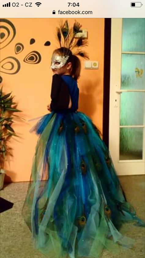 Peacock Costume Diy, Peacock Halloween Costume, Peacock Halloween, Peacock Tutu, Peacock Costume, Kids Homemade, Holloween Costume, Black Halloween Dress, Creative Costumes