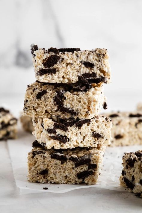 Brown Butter Rice, Fun Rice Krispie Treats, Oreo Rice Krispie Treats, Oreo Rice, Rice Krispie Bars, Treats Birthday, Creamed Rice, Krispie Treats Recipe, Krispy Treats