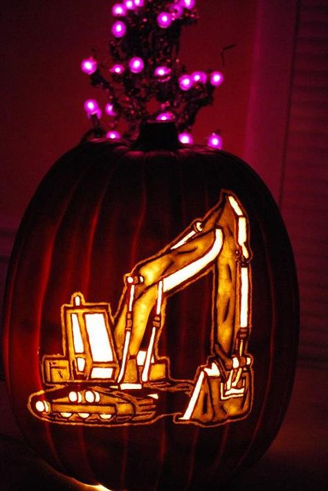 Excavator pattern by Stoneykins, carved by WynterSolstice Construction Pumpkin Carving, Excavator Pumpkin Carving, Construction Pumpkin, Pumpkin Carving Ideas, Pumpkin Carvings, Foam Pumpkins, Halloween Pumpkins Carvings, Carving Ideas, Harvest Time