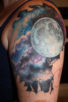 Night Sky Tattoos, Realistic Moon Tattoo, Sky Tattoo, Tattoo Sleeve Filler, Sky Tattoos, Full Moon Tattoo, Back Of Arm Tattoo, Kunst Tattoos, Galaxy Tattoo