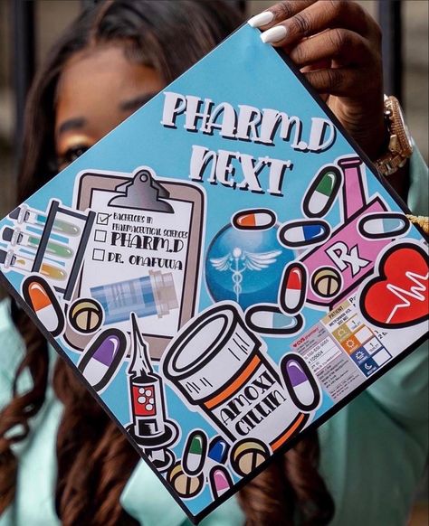 Graduate Medical School, Pharmacy Tech Cap Ideas, Cap Decoration Graduation Pharmacy, Pharmacy Tech Graduation Pictures, Pharmacist Graduation Pictures, Science Graduation Cap, Pharmacy School Graduation, Medical School Quotes, Graduation Inspiration