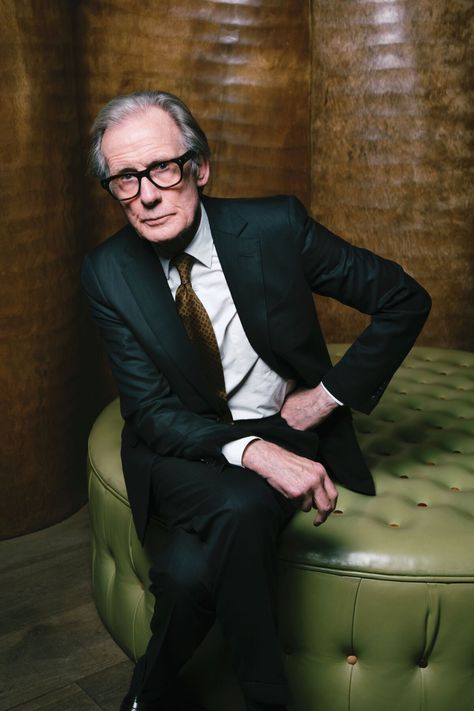 Living-Bill Nighy Bill Nighy, Vintage Mens Fashion, Tony Awards, Sports Blazer, Film Awards, Green Lantern, Classic Outfits, Movie Art, Sport Coat