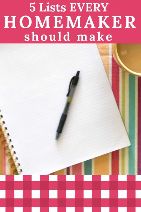 Click through to for one of my favorite homemaking tips... how to utilize LISTS for better homemaking! Learn the best lists to keep as a homemaker and how to use them to your advantage and get things DONE. Homemaker Binder, Deep Cleaning Lists, Daily Cleaning Lists, Weekly Cleaning List, Control Journal, Kids Dentist, Project List, Weekly Cleaning, Cleaning List