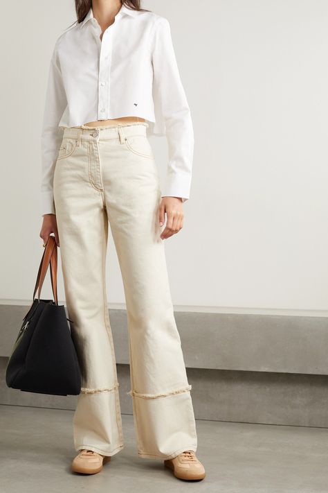 Minimalism Clothes, Creative Fashion Photography, Event Outfit, Stylish Work Outfits, Jw Anderson, Summer 24, Slim Straight Jeans, Flared Jeans, Stylish Fashion