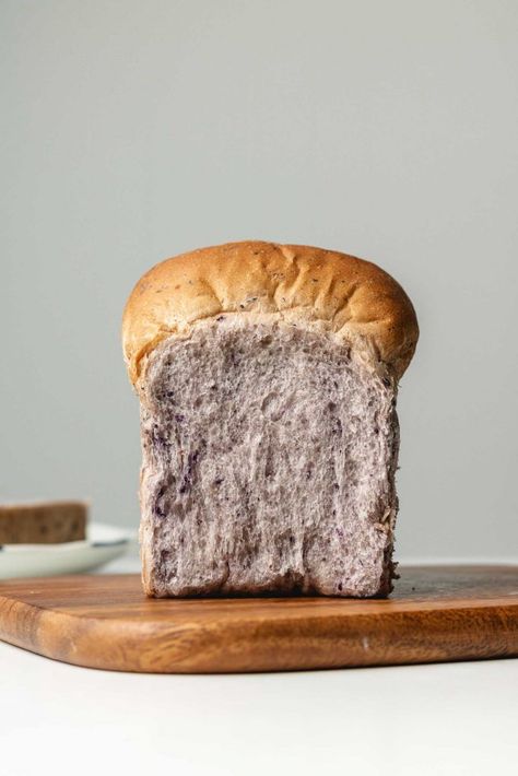 Light and fluffy, blueberry scented yeast bread 💙 If you recreate this Blueberry Yeast Bread recipe let me know how you liked it by leaving a comment and rating below or by tagging me on Instagram @Okonomikitchen, I love seeing all of your tasty recreations!Hungry for more? Be sure to subscribe to my newsletter and...Read More Okonomi Kitchen, Classic Sandwich, Yeast Bread Recipes, Blueberry Bread, Yeast Bread, Sandwich Bread, Frozen Blueberries, Bread Machine, Dry Yeast