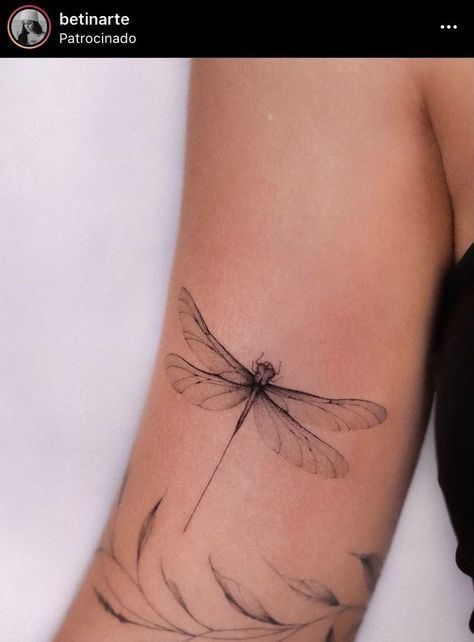 Small Dragonfly Tattoo, Tato Minimal, Flying Tattoo, Dragonfly Tattoo Design, Insect Tattoo, Bug Tattoo, Dragonfly Tattoo, Dainty Tattoos, Subtle Tattoos