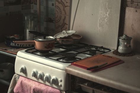 Kitchen Stove Aesthetic, Aesthetic Stove, Eastern Europe, Coffee Break, Dream Life, Stove, Interior Exterior, Oven, Celebrities