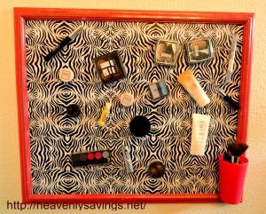 How to make a magnetic makeup board. #organization #DIY Sheet Organization, Magnetic Makeup Board, Diy Magnet Board, Board Organization, Cheap Organization, Beauty Organization, Makeup Board, Etsy Ideas, Organization Diy