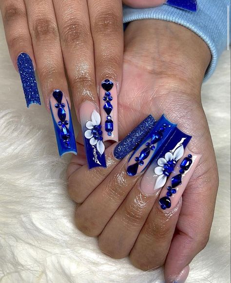 Blue Nail Inspo, Silver Acrylic Nails, Sapphire Nails, Blue Prom Nails, Bright Summer Nails Designs, Blue And Silver Nails, Quinceanera Nails, Blue And White Nails, Royal Blue Nails